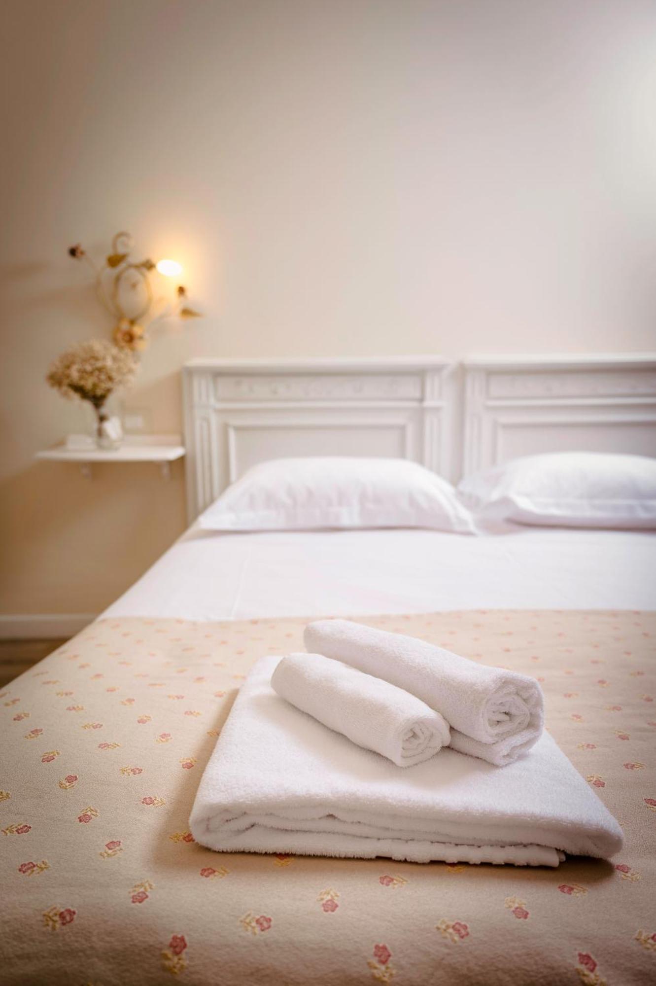 Casale In Collina Guest House Capriva del Friuli Ngoại thất bức ảnh